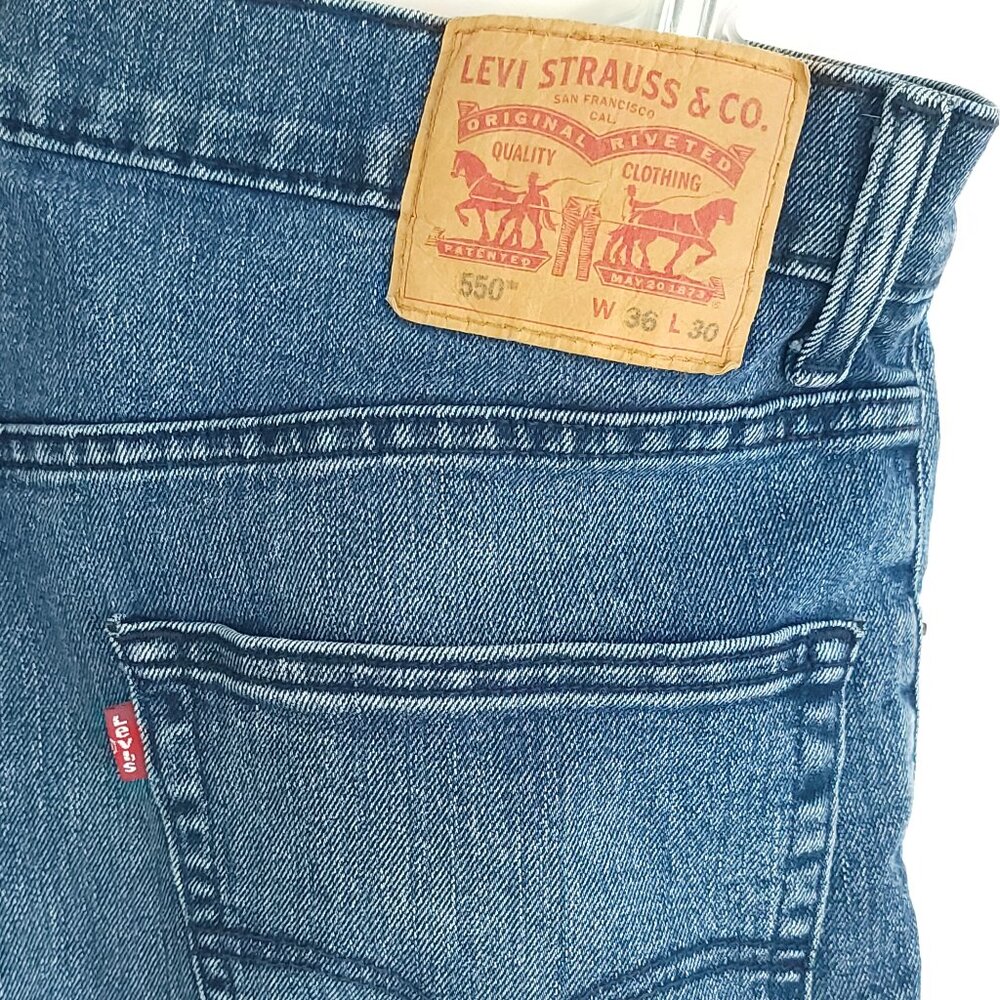 Levi's 550 Jeans Men's 36x30 Blue Denim Distressed - Picture 8 of 14